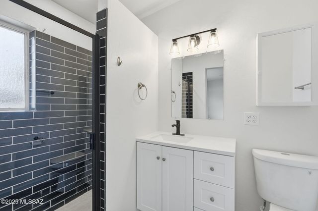 7061 E Edgemont Street, Tucson, AZ 85710