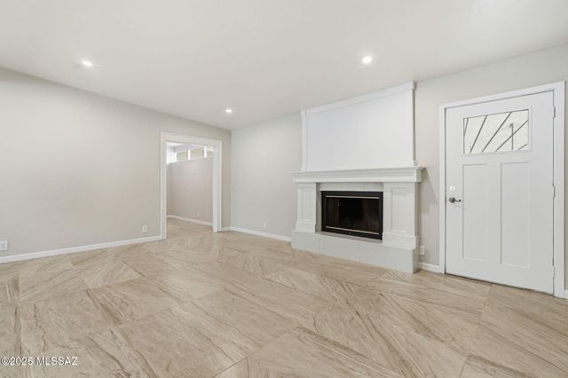 7061 E Edgemont Street, Tucson, AZ 85710