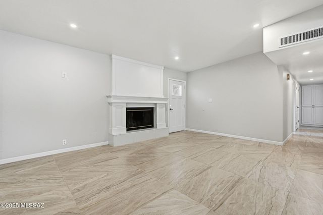 7061 E Edgemont Street, Tucson, AZ 85710