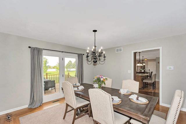 17628 S Williamsburg Drive, Plainfield, IL 60586