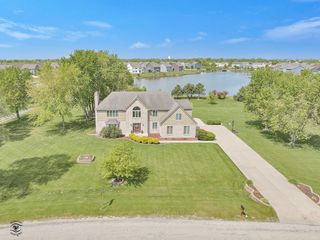 17628 S Williamsburg Drive, Plainfield, IL 60586