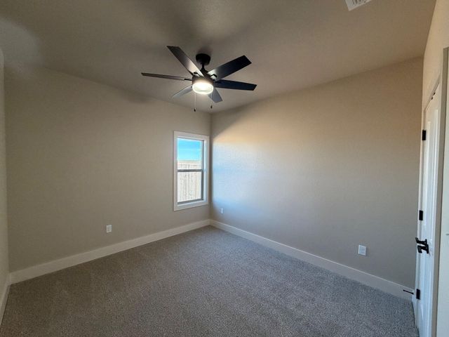 406 Essex Lane, Wolfforth, TX 79382