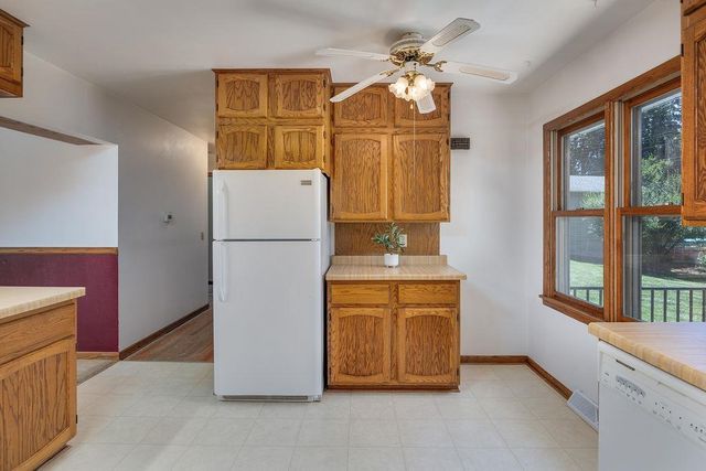 4602 Esch Lane, Madison, WI 53704