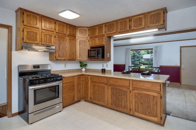 4602 Esch Lane, Madison, WI 53704