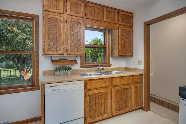 4602 Esch Lane, Madison, WI 53704