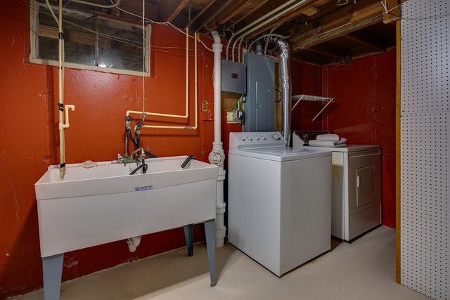 4602 Esch Lane, Madison, WI 53704