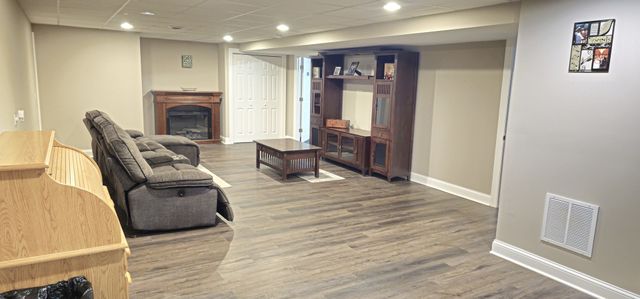 26708 W Megan Drive, Channahon, IL 60410