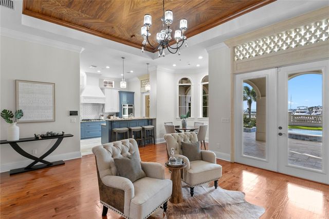 5905 BEACON SHORES STREET, Tampa, FL 33616