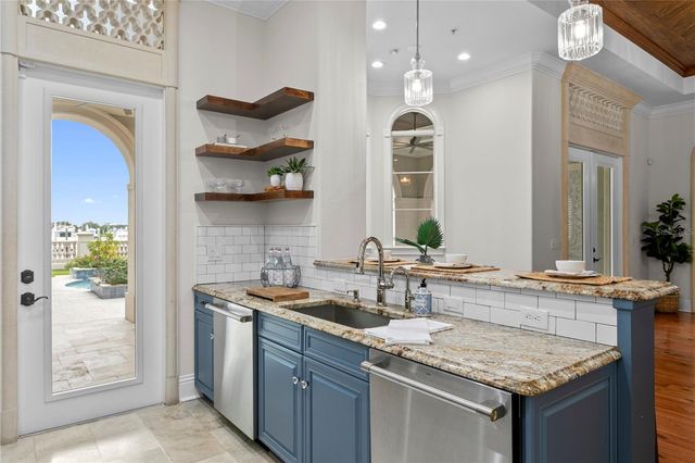 5905 BEACON SHORES STREET, Tampa, FL 33616