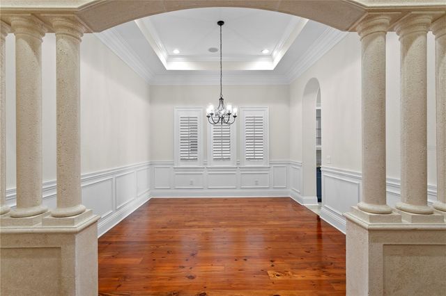 5905 BEACON SHORES STREET, Tampa, FL 33616