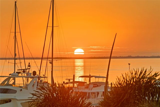 5905 BEACON SHORES STREET, Tampa, FL 33616