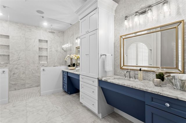 5905 BEACON SHORES STREET, Tampa, FL 33616