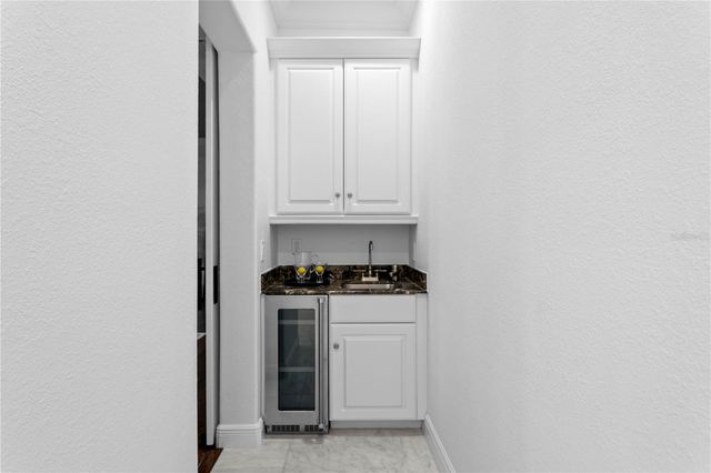 5905 BEACON SHORES STREET, Tampa, FL 33616