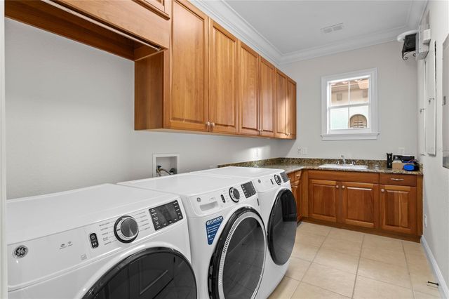 5905 BEACON SHORES STREET, Tampa, FL 33616