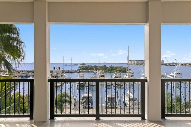 5905 BEACON SHORES STREET, Tampa, FL 33616