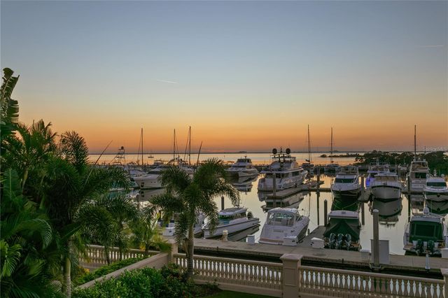 5905 BEACON SHORES STREET, Tampa, FL 33616