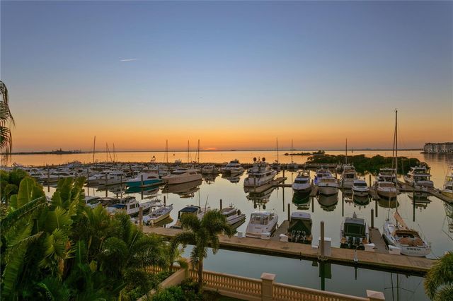 5905 BEACON SHORES STREET, Tampa, FL 33616