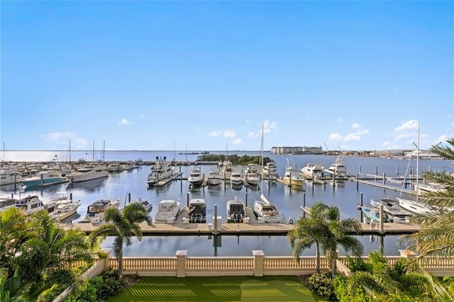 5905 BEACON SHORES STREET, Tampa, FL 33616