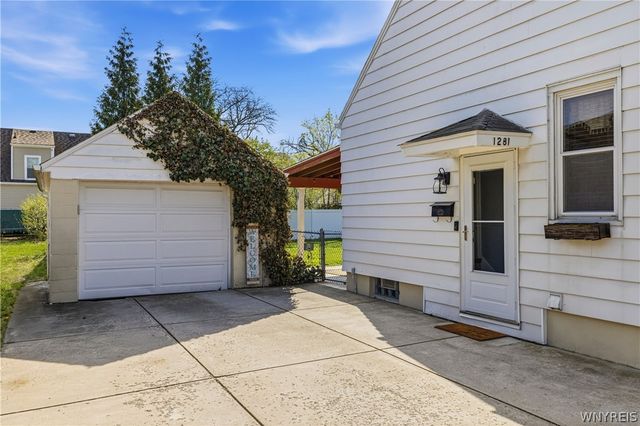 1281 87th Street, Niagara Falls, NY 14304