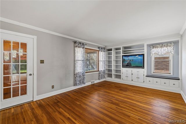 1281 87th Street, Niagara Falls, NY 14304