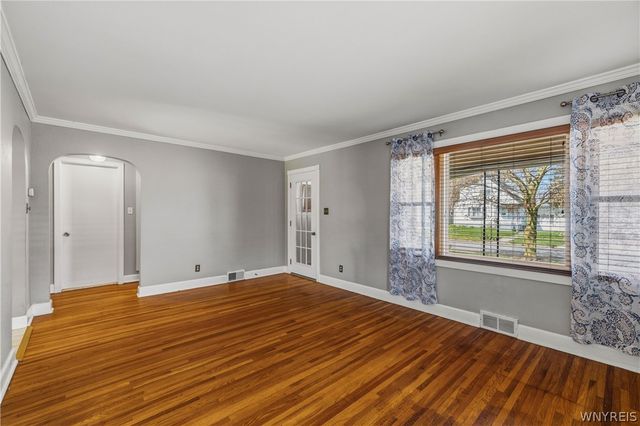 1281 87th Street, Niagara Falls, NY 14304