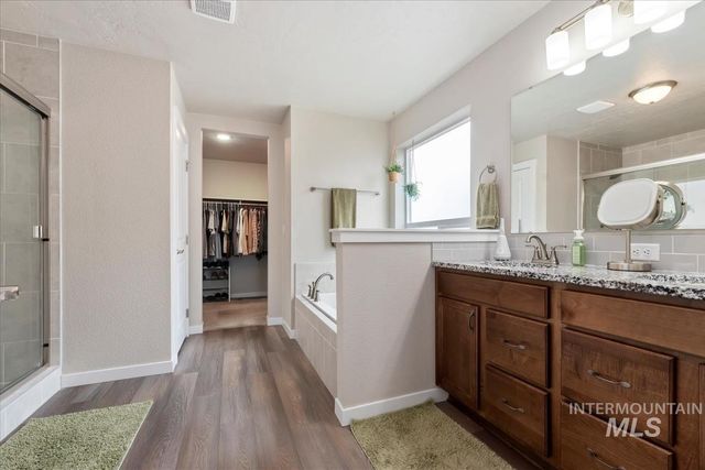 3123 N Greengate Way, Star, ID 83669