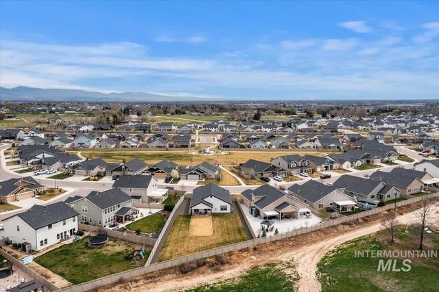 3123 N Greengate Way, Star, ID 83669