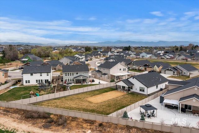 3123 N Greengate Way, Star, ID 83669