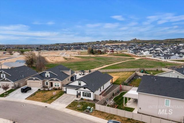 3123 N Greengate Way, Star, ID 83669