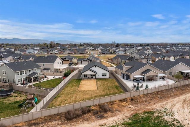 3123 N Greengate Way, Star, ID 83669