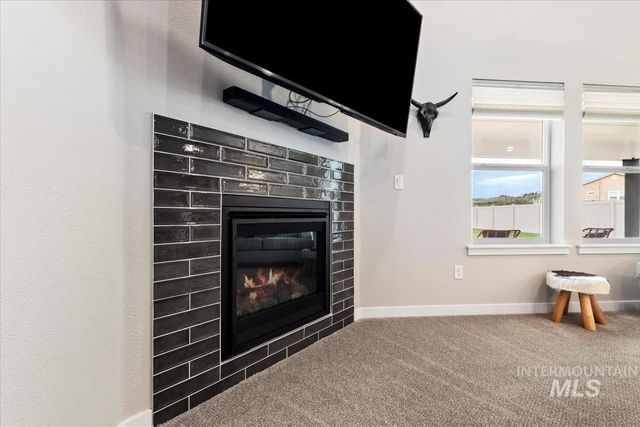 3123 N Greengate Way, Star, ID 83669