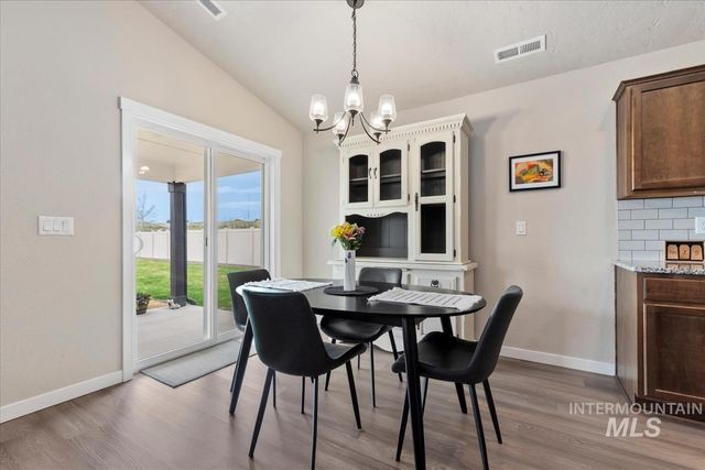 3123 N Greengate Way, Star, ID 83669