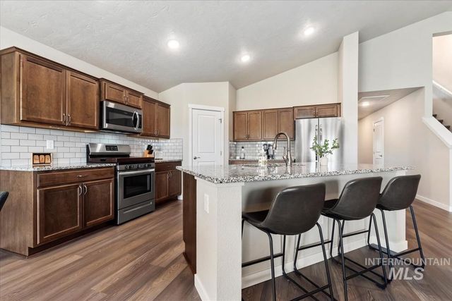 3123 N Greengate Way, Star, ID 83669