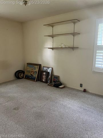 225 Juniper Street, Auburn Hills, MI 48326
