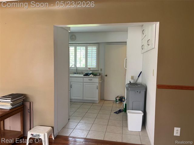 225 Juniper Street, Auburn Hills, MI 48326