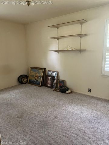 225 Juniper Street, Auburn Hills, MI 48326