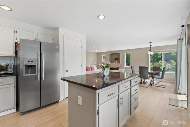 20448 105th Avenue SE, Kent, WA 98031
