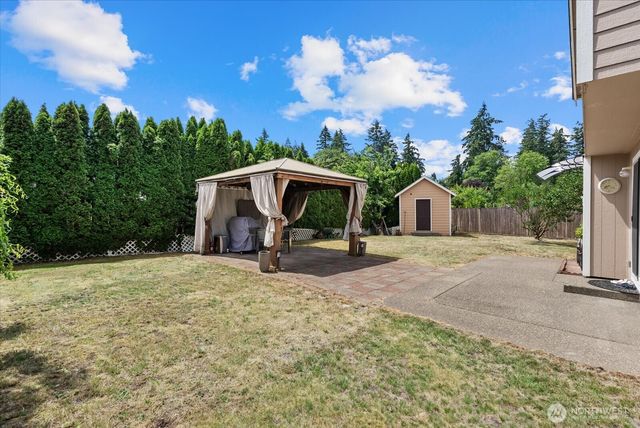 20448 105th Avenue SE, Kent, WA 98031