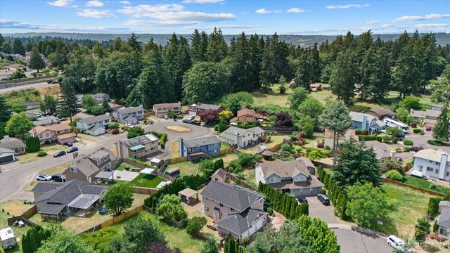 20448 105th Avenue SE, Kent, WA 98031