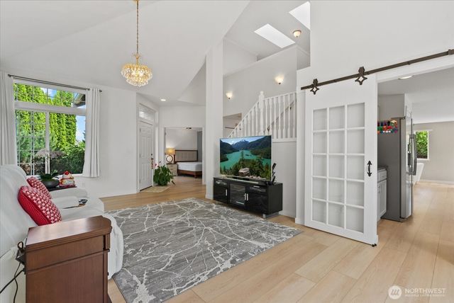 20448 105th Avenue SE, Kent, WA 98031