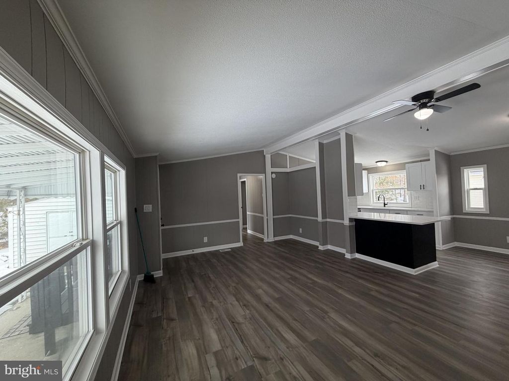 135 COWHIDE CIR, Middle River, MD 21220