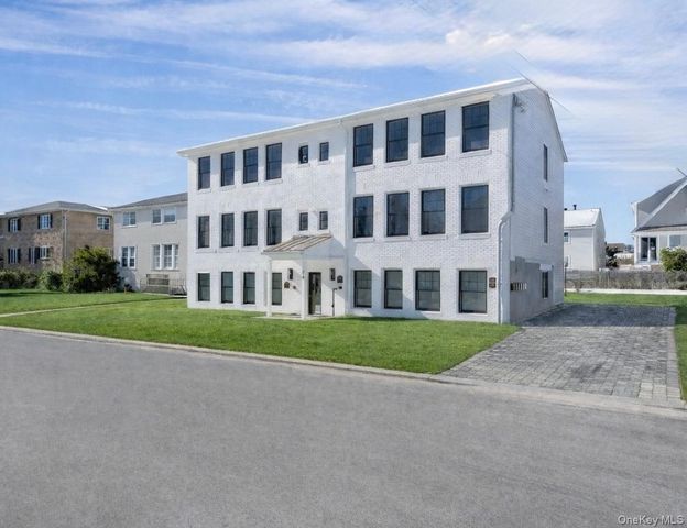 74 Nelson Avenue 4, Harrison, NY 10528