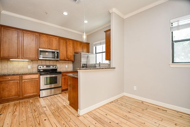 118 Mcgowen Street K, Houston, TX 77006