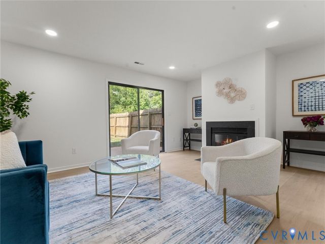 2280 High Bush Cir, Glen Allen, VA 23060