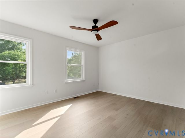 2280 High Bush Cir, Glen Allen, VA 23060