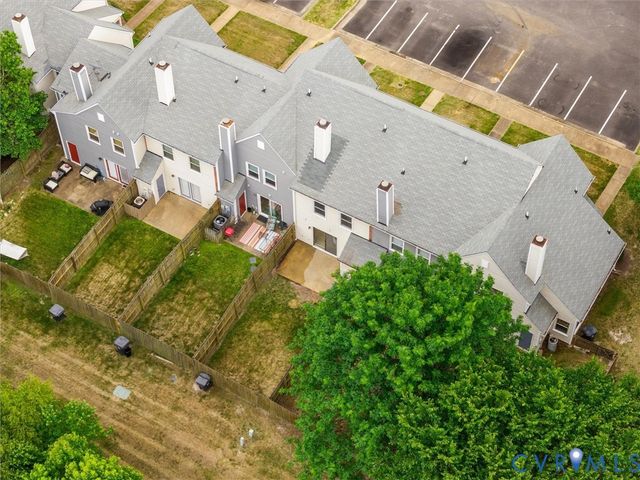 2280 High Bush Cir, Glen Allen, VA 23060
