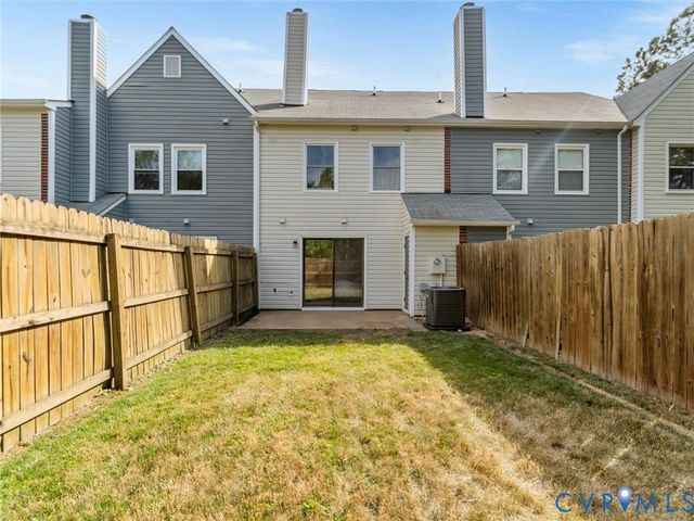 2280 High Bush Cir, Glen Allen, VA 23060