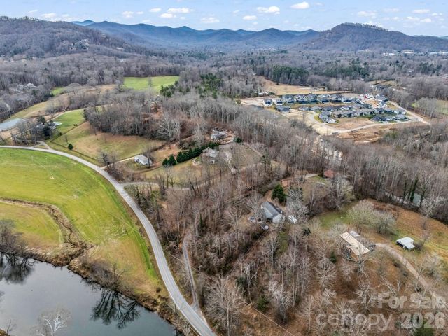660 & 9999 Glenn Bridge Road, Arden, NC 28704