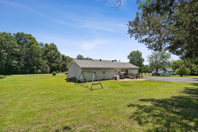 45 Roberts Ln, Lebanon, TN 37087