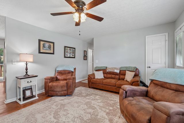 45 Roberts Ln, Lebanon, TN 37087